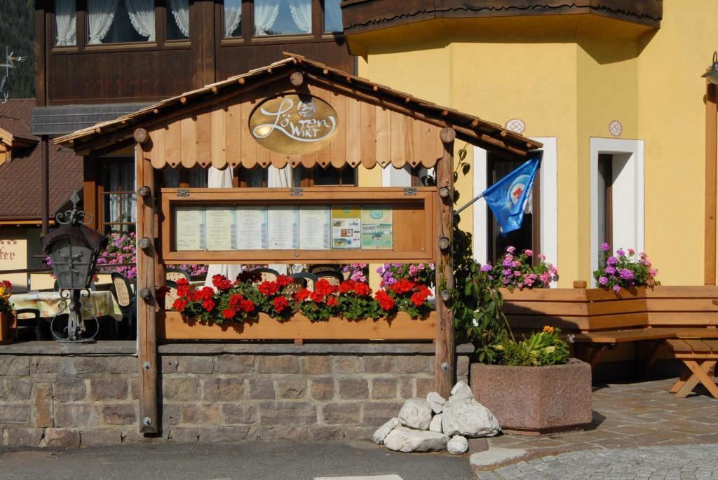 Hotel Loewenwirt Sexten Екстер'єр фото